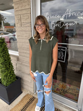 Load image into Gallery viewer, Edge Sweater