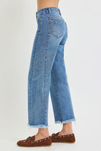 Load image into Gallery viewer, Seam Detail Denim