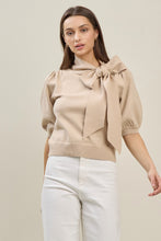 Load image into Gallery viewer, Detailed Top