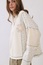 Load image into Gallery viewer, Floral Knit Top