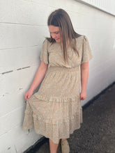 Load image into Gallery viewer, Jessa in Teal Tranquility
