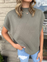 Load image into Gallery viewer, Autumn Top
