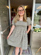 Load image into Gallery viewer, Skylark Dress
