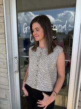 Load image into Gallery viewer, Vintage Sweater Vest
