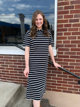 Load image into Gallery viewer, The Jett Maxi
