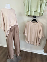 Load image into Gallery viewer, Pinstripe Pants
