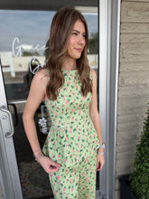Load image into Gallery viewer, Matcha Top
