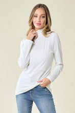 Load image into Gallery viewer, Ivory Knit Top
