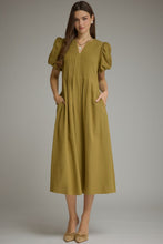 Load image into Gallery viewer, Martini Olive Maxi

